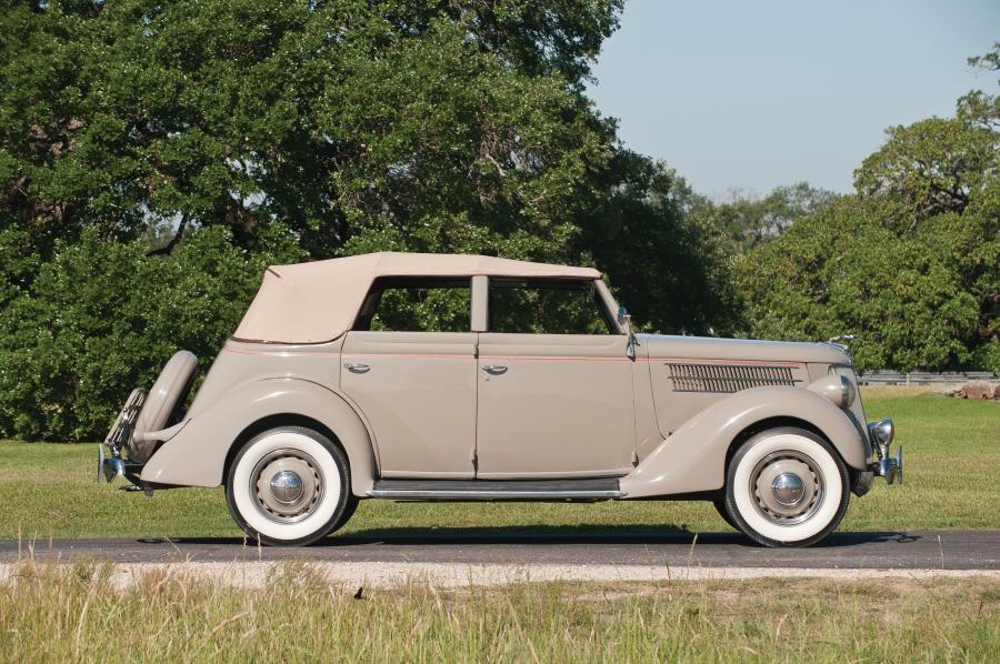  Ford DeLuxe Convertible Sedan 1936 года  (фото 17 из 20)